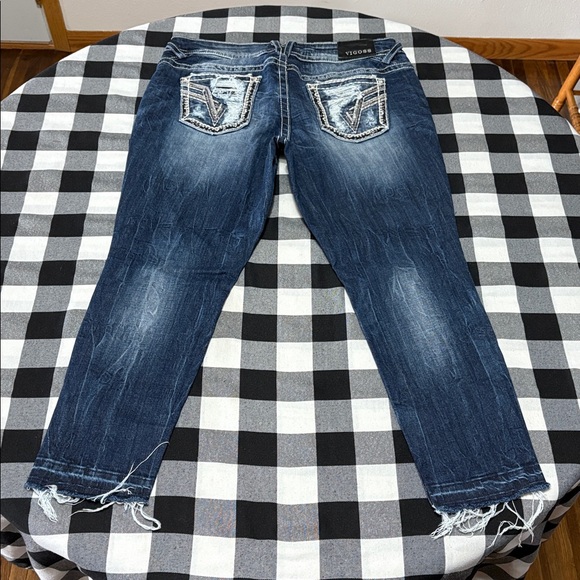 Vigoss Dublin Skinny Jeans Size 16 x 28 Raw Frayed Hem Embellished Distressed - Picture 13 of 14